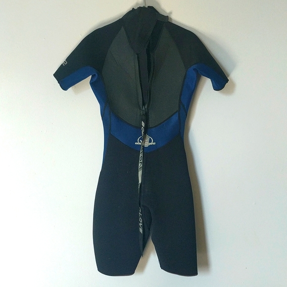 Body Glove Woman's Shortie Wetsuit 7/8 - Picture 2 of 10